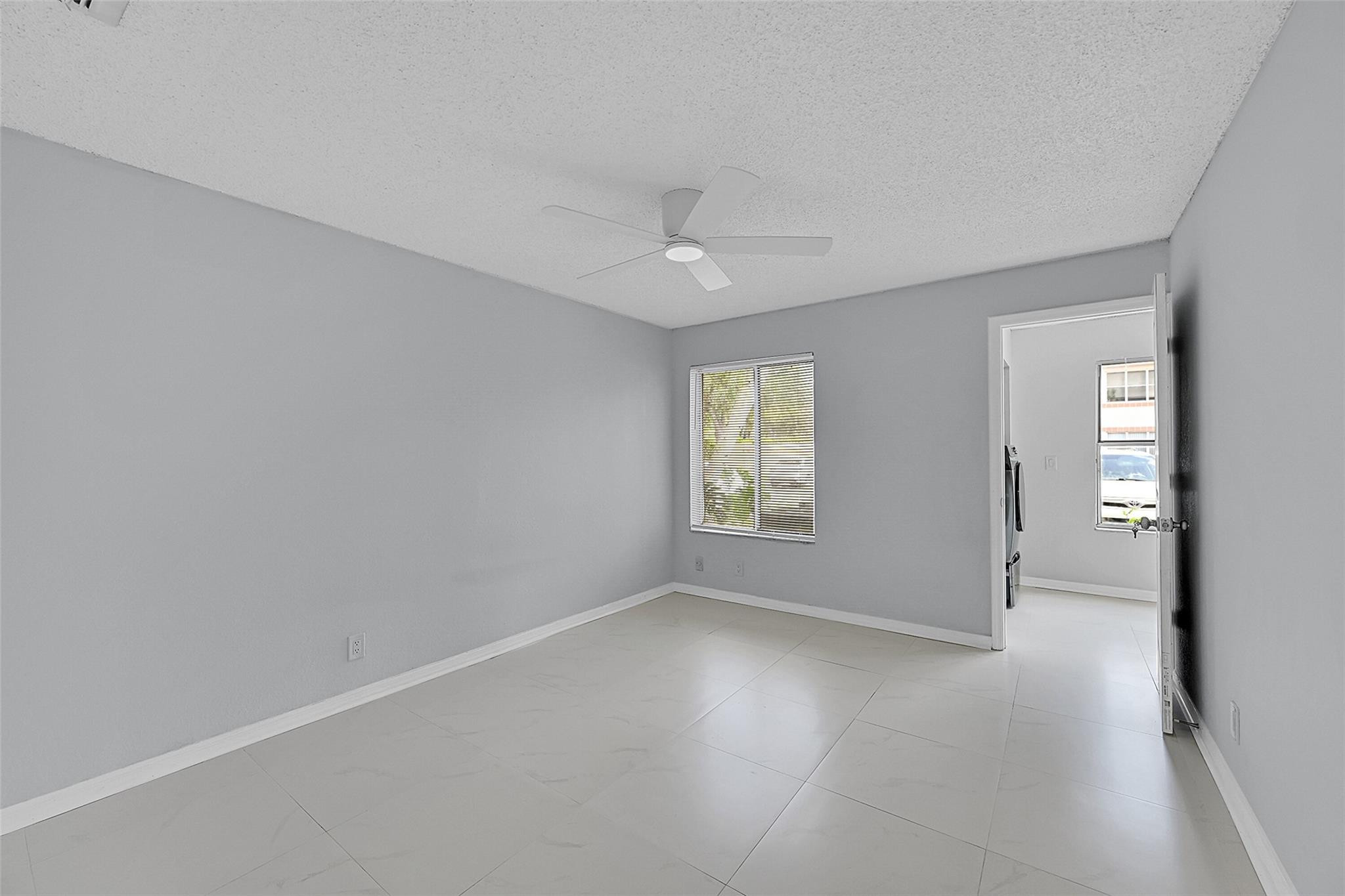 3350 N Pinewalk Dr N 1416