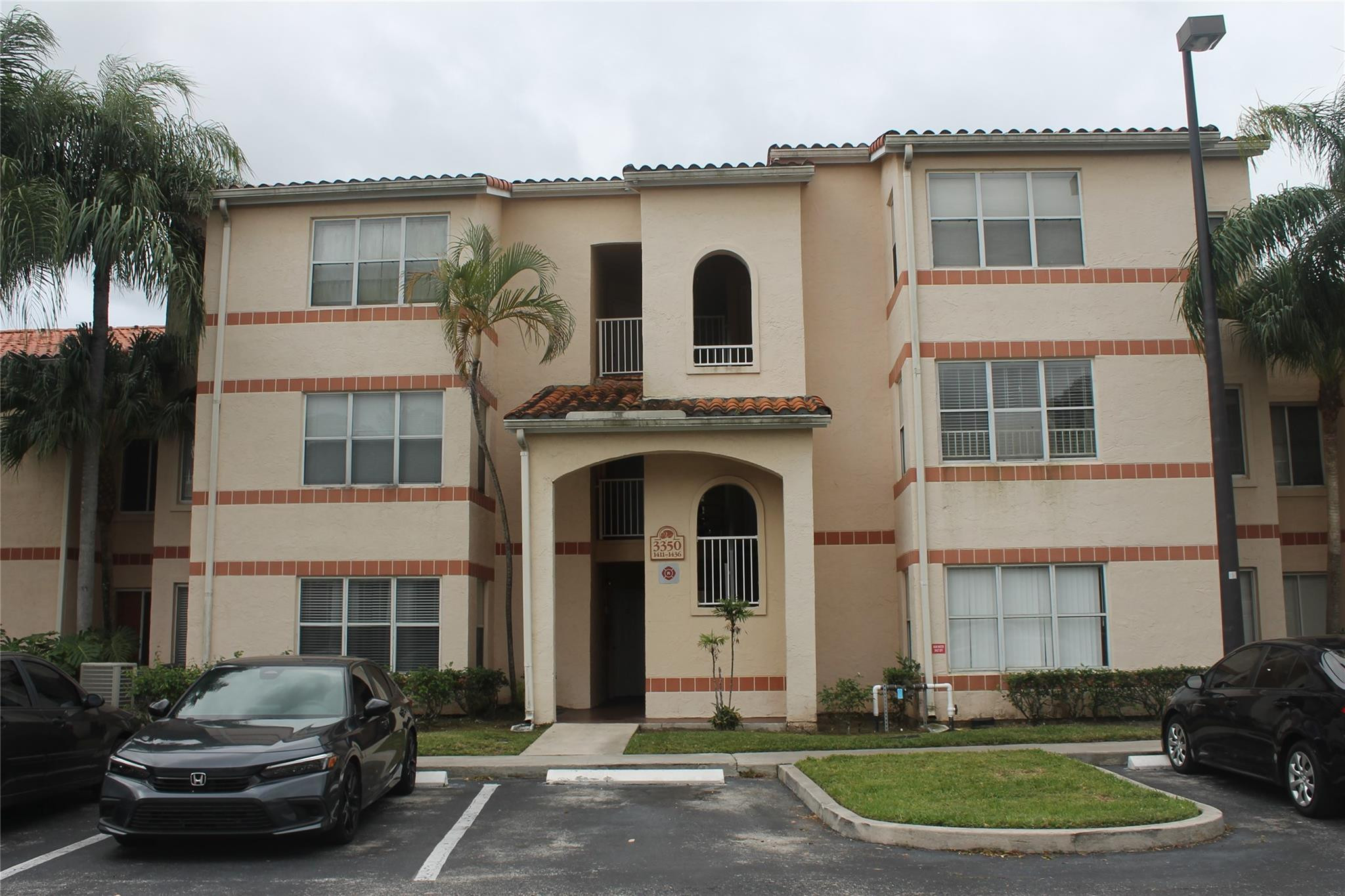 3350 N Pinewalk Dr N 1416