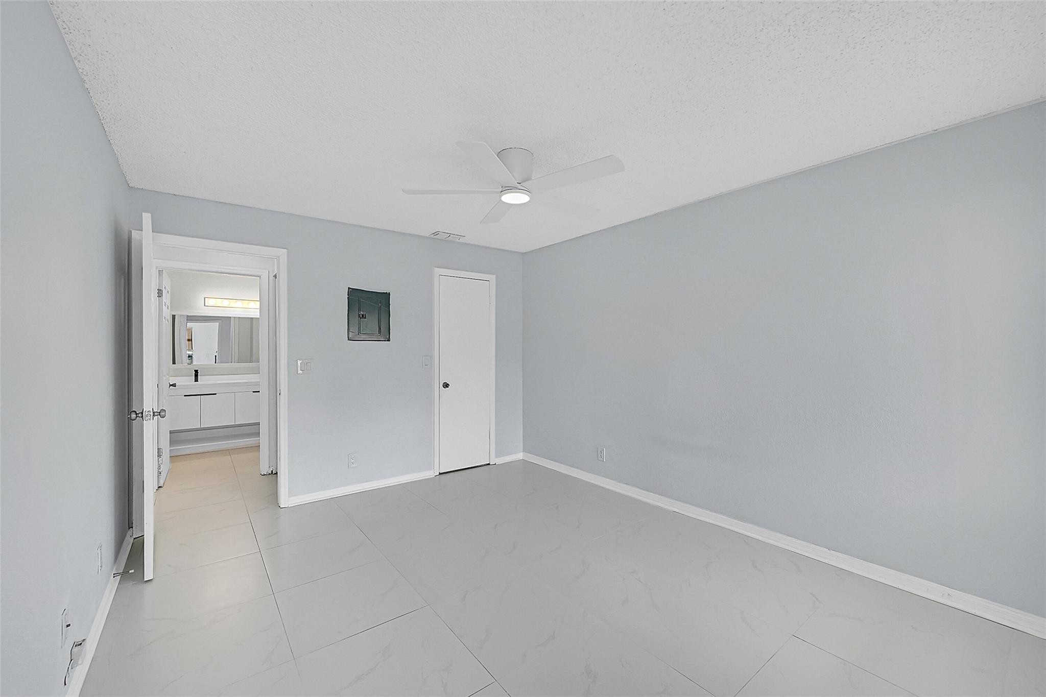 3350 N Pinewalk Dr N 1416