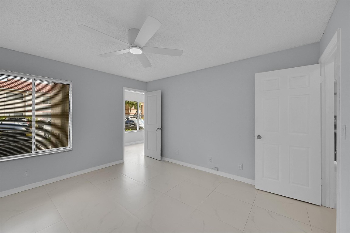 3350 N Pinewalk Dr N 1416