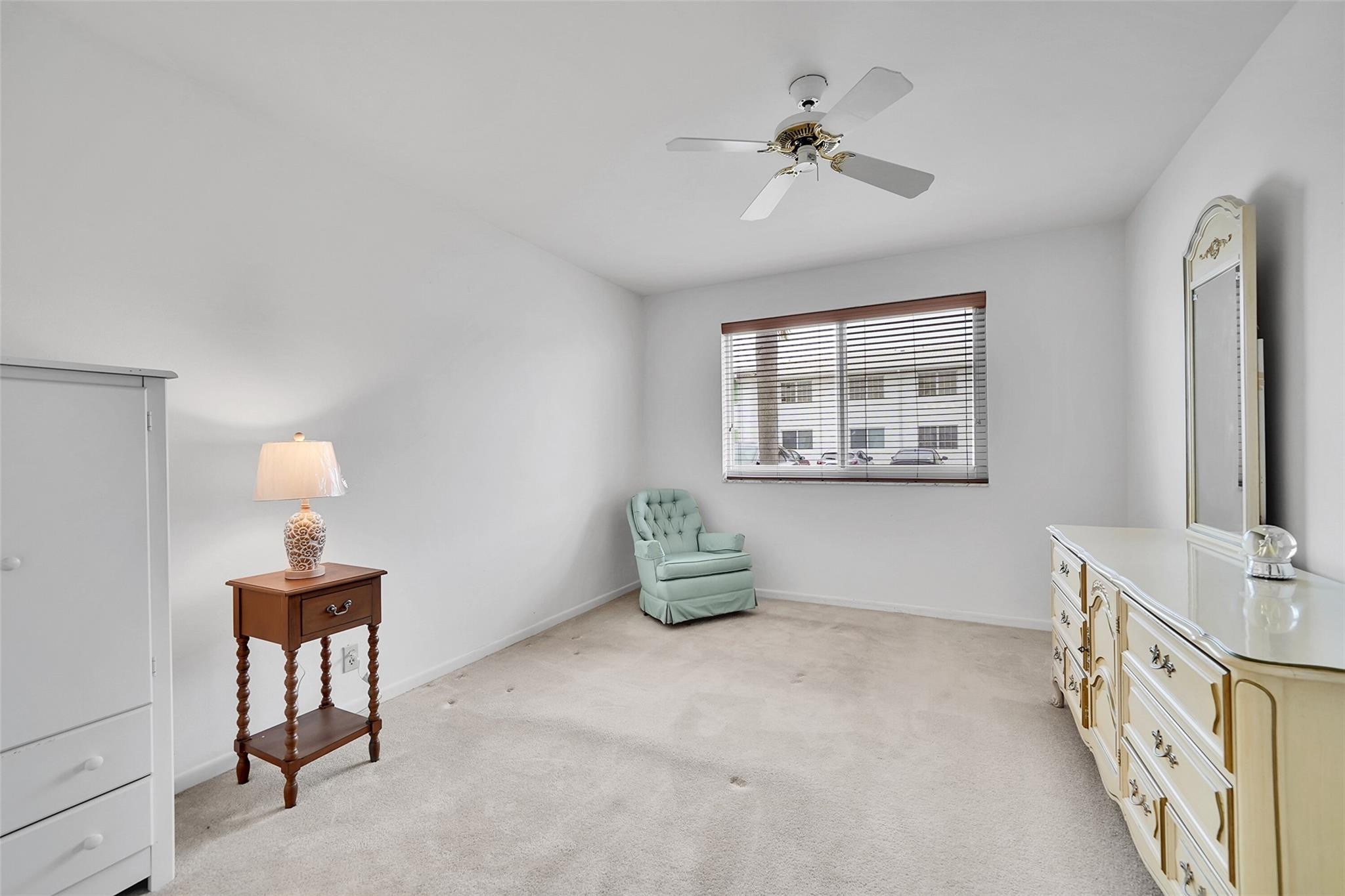1851 NE 62nd St 605