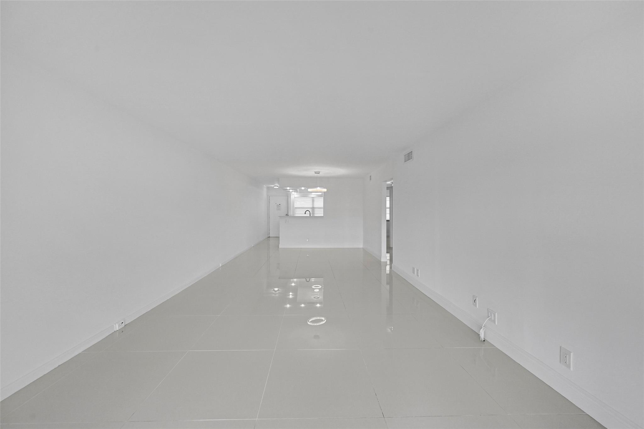 3005 Portofino Isle L3