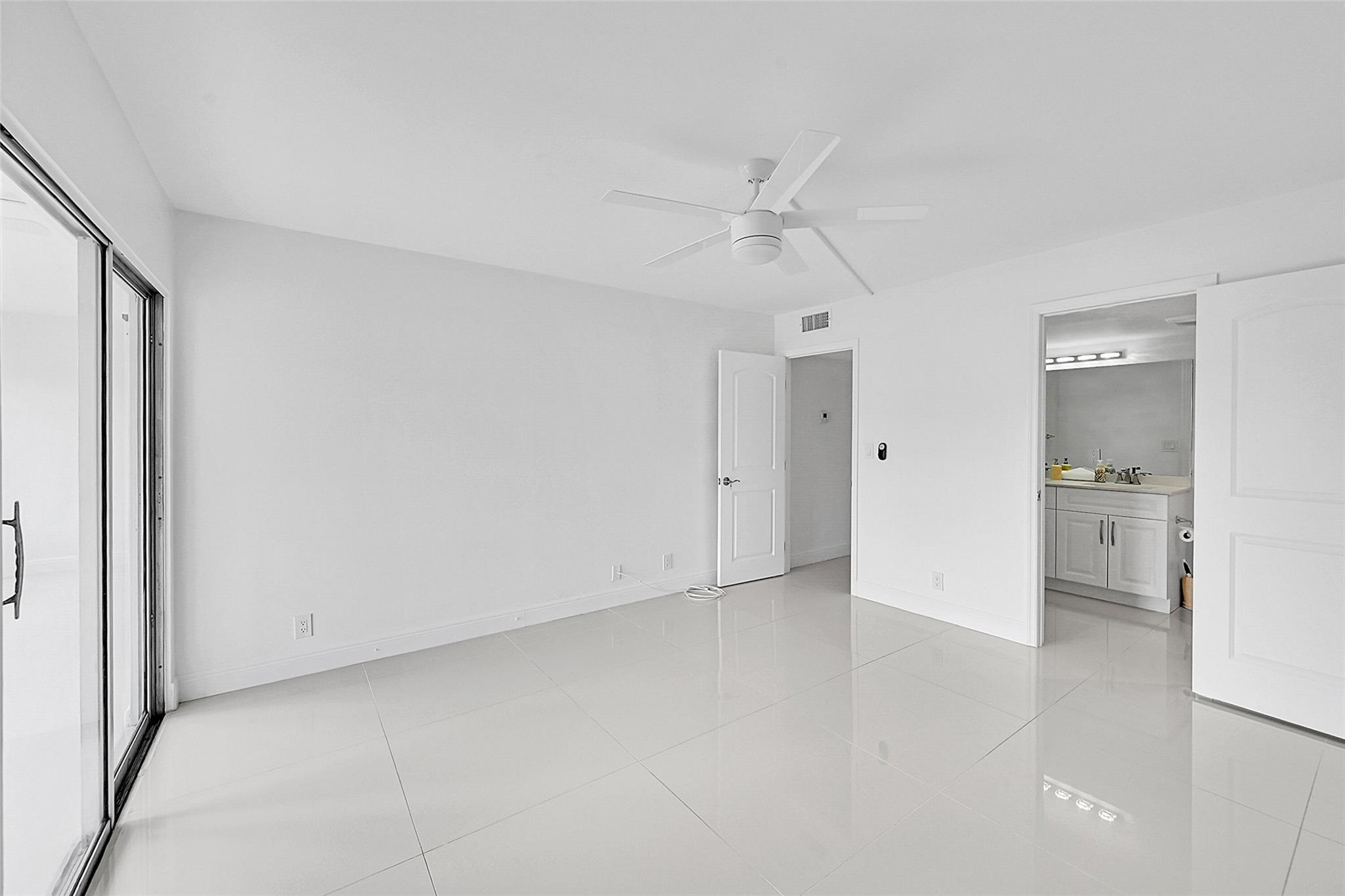 3005 Portofino Isle L3