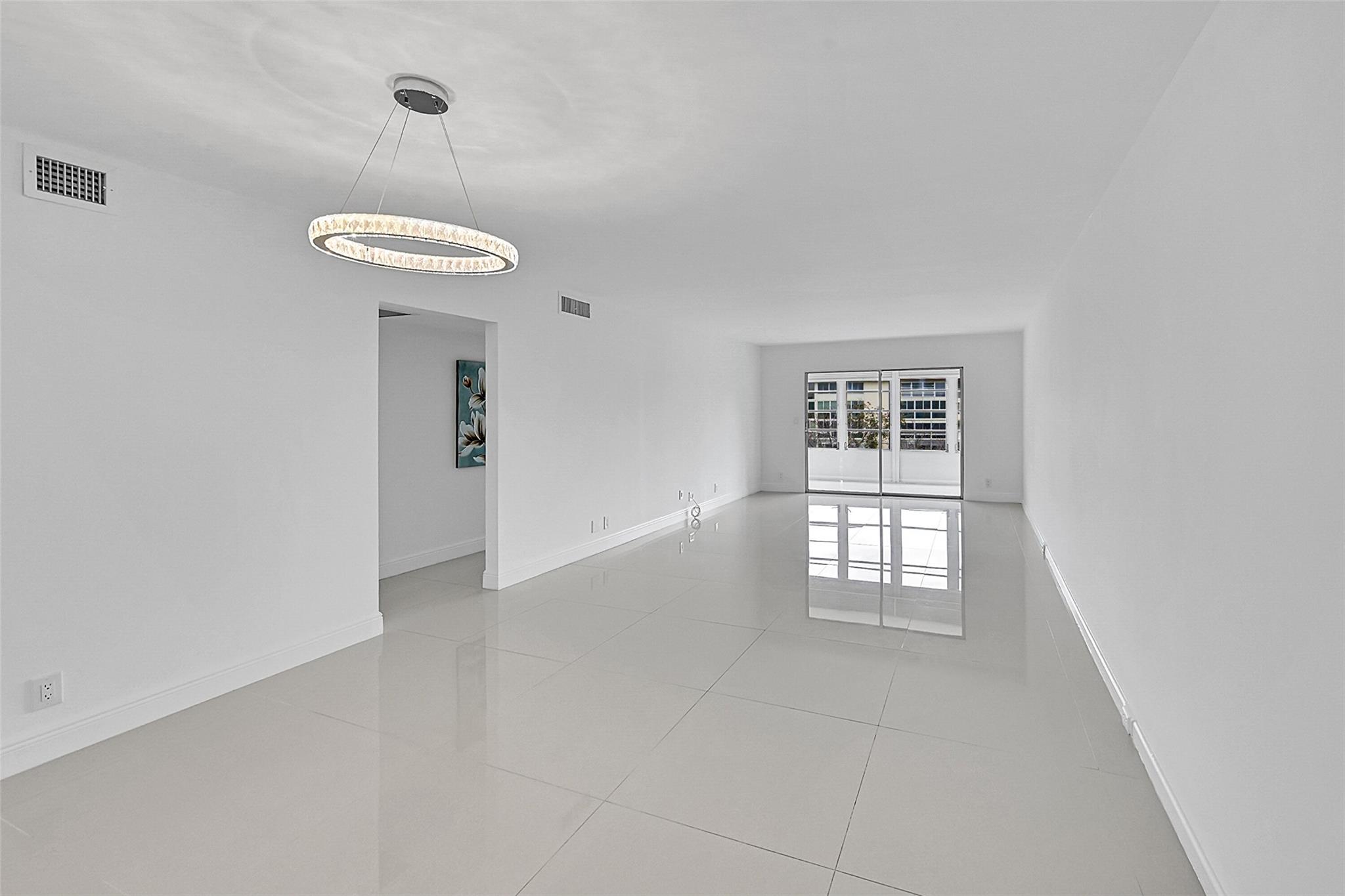 3005 Portofino Isle L3