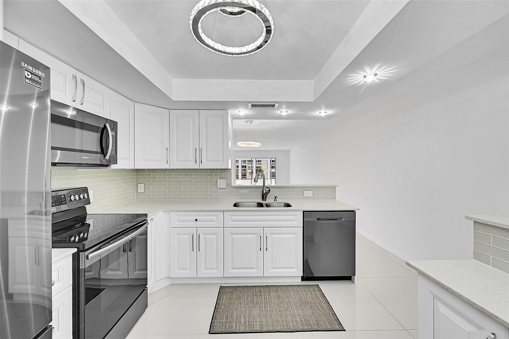 3005 Portofino Isle L3