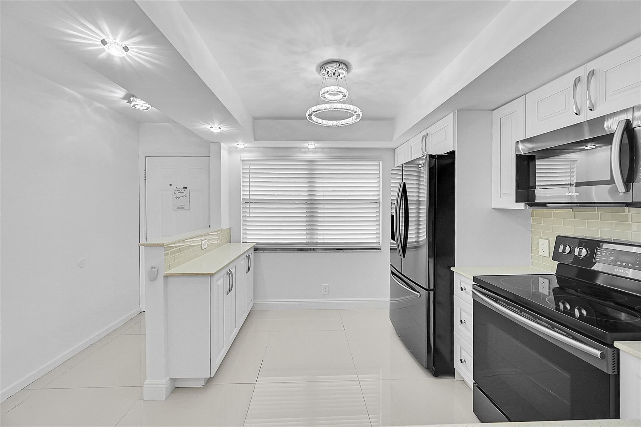 3005 Portofino Isle L3