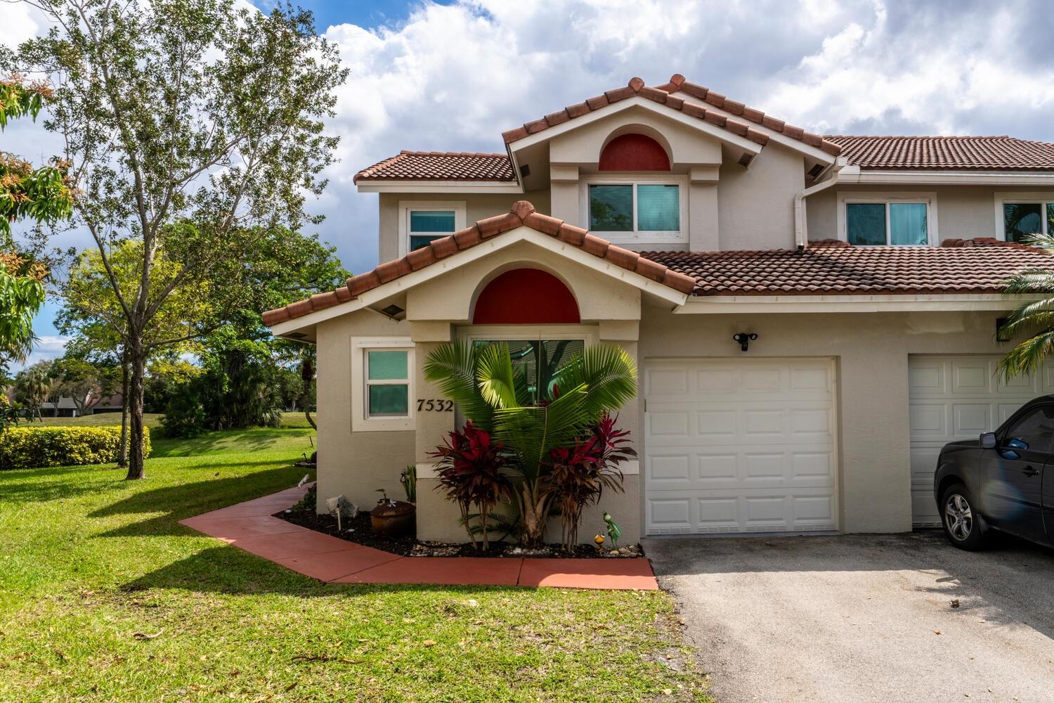 7532 S Pinewalk Dr 7532