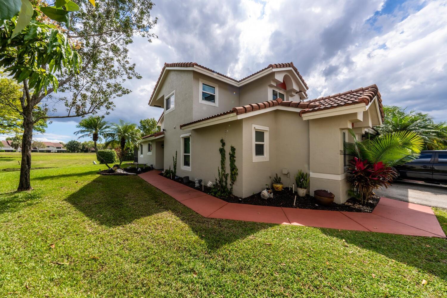 7532 S Pinewalk Dr 7532
