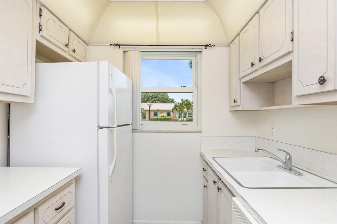 155 High Point Blvd B