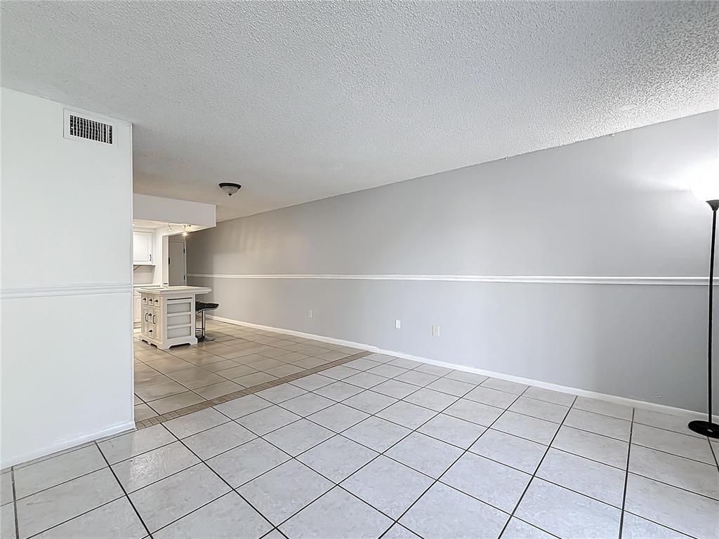 4304 NW 9th Ave 2-3C