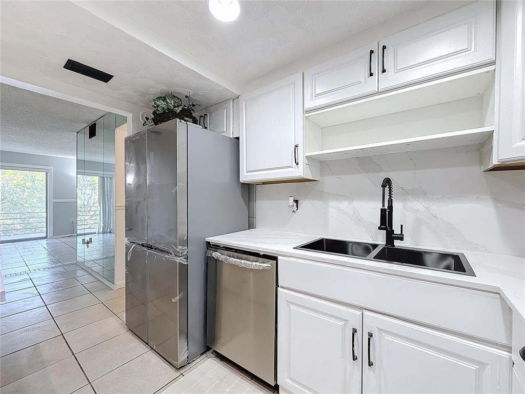 4304 NW 9th Ave 2-3C