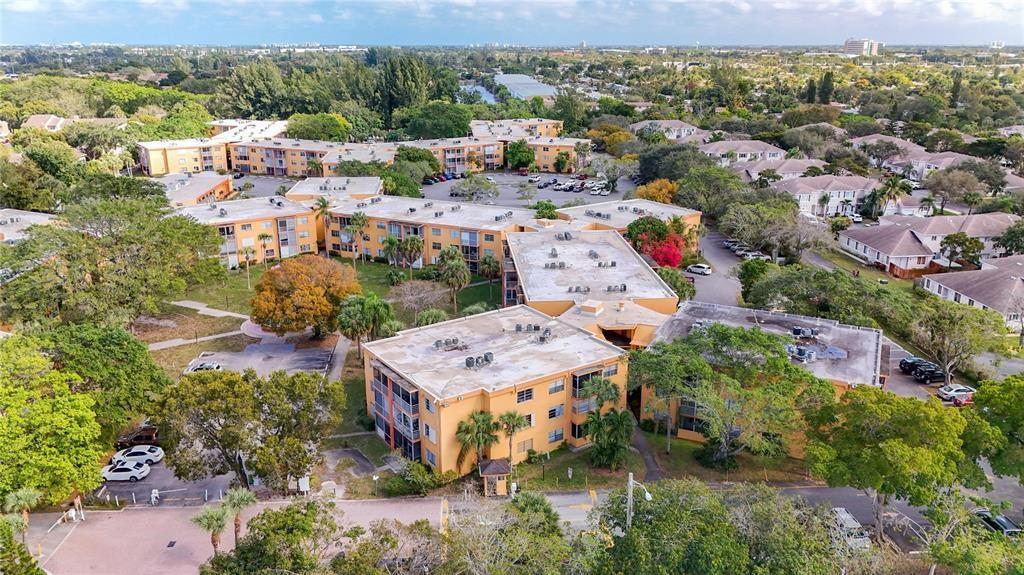 4304 NW 9th Ave 2-3C