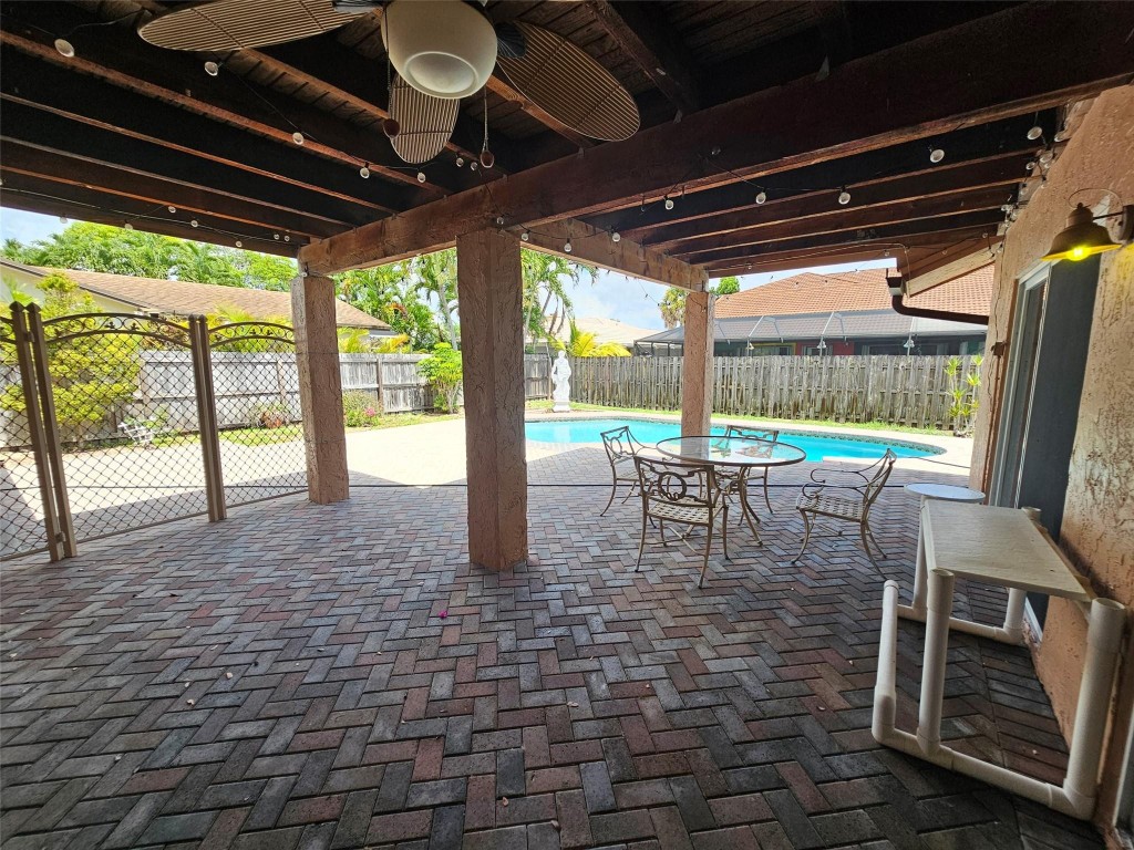 11327 Little Bear Dr
