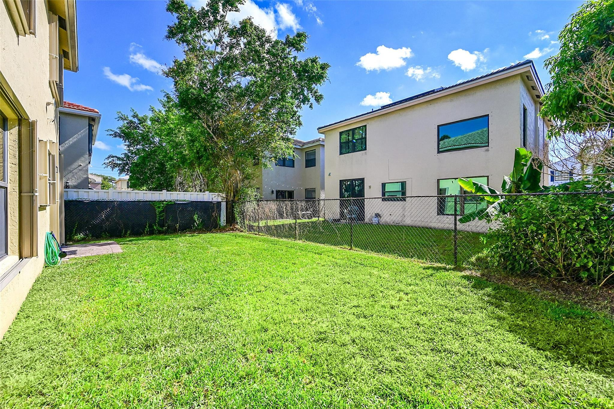 3432 NW 112th Ter