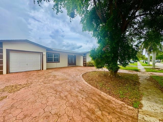 9531 NW 8th Street