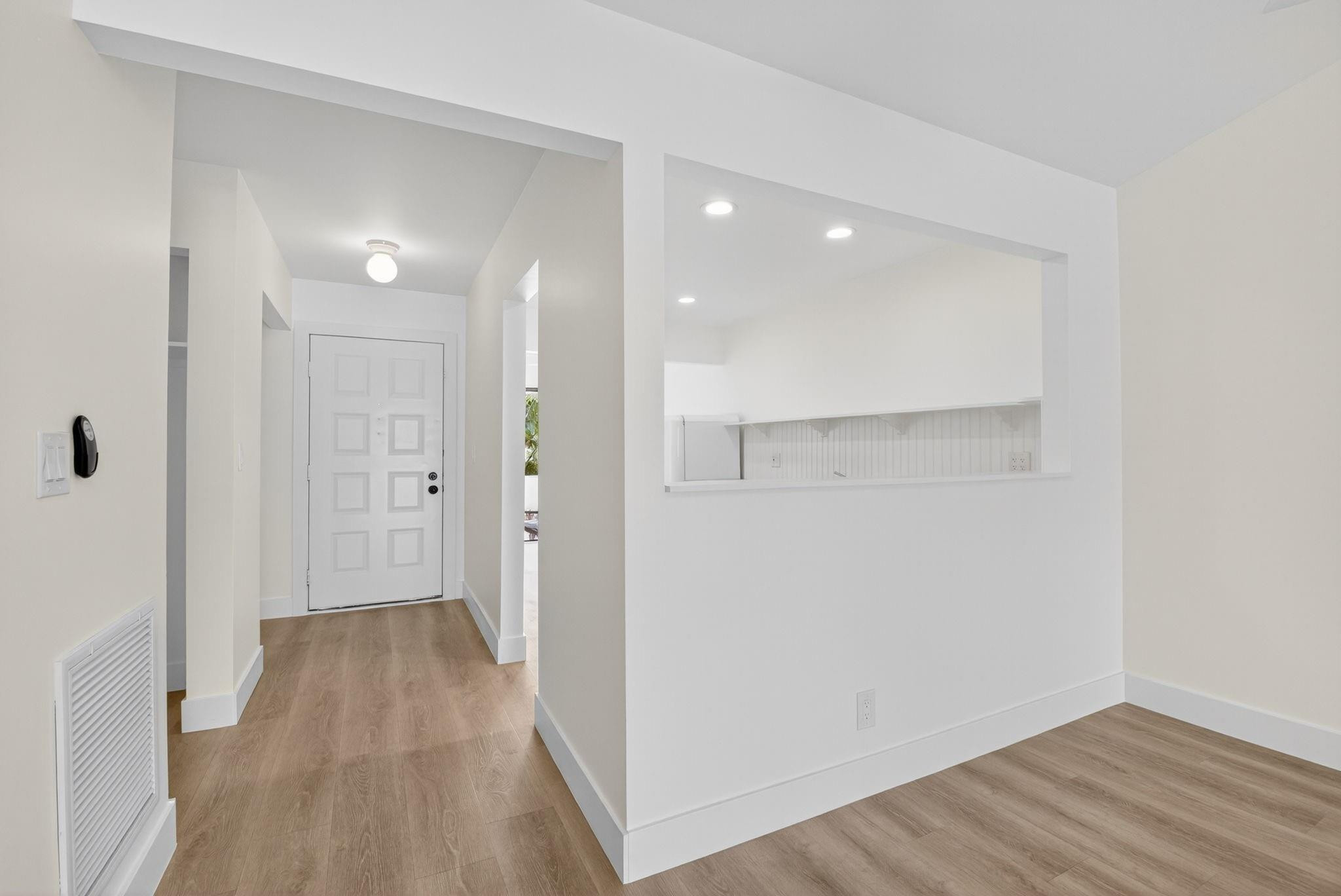 6805 Barbarossa St 6805