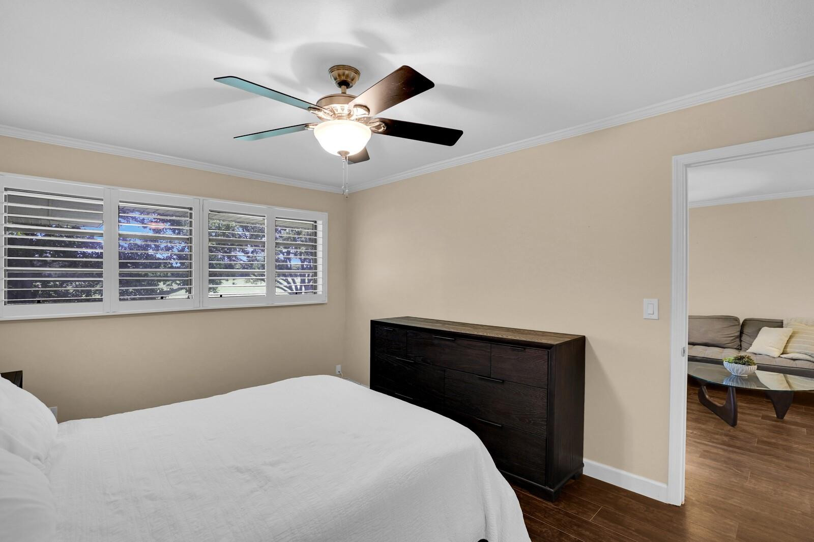 600 Greensward Ln 203