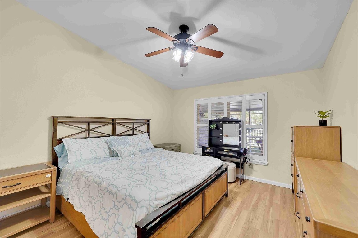 5640 NW 120th Ter 5640