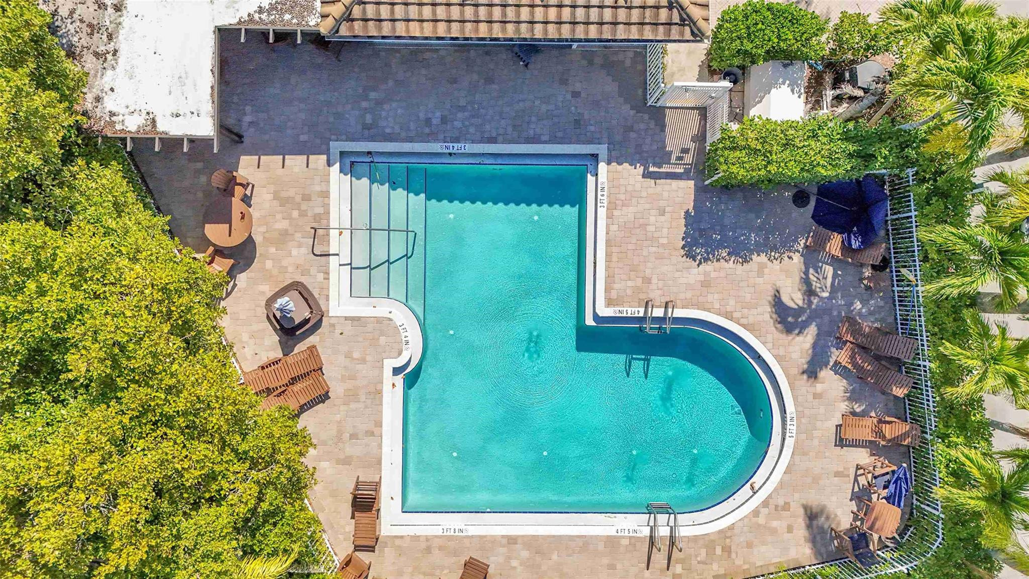 5640 NW 120th Ter 5640