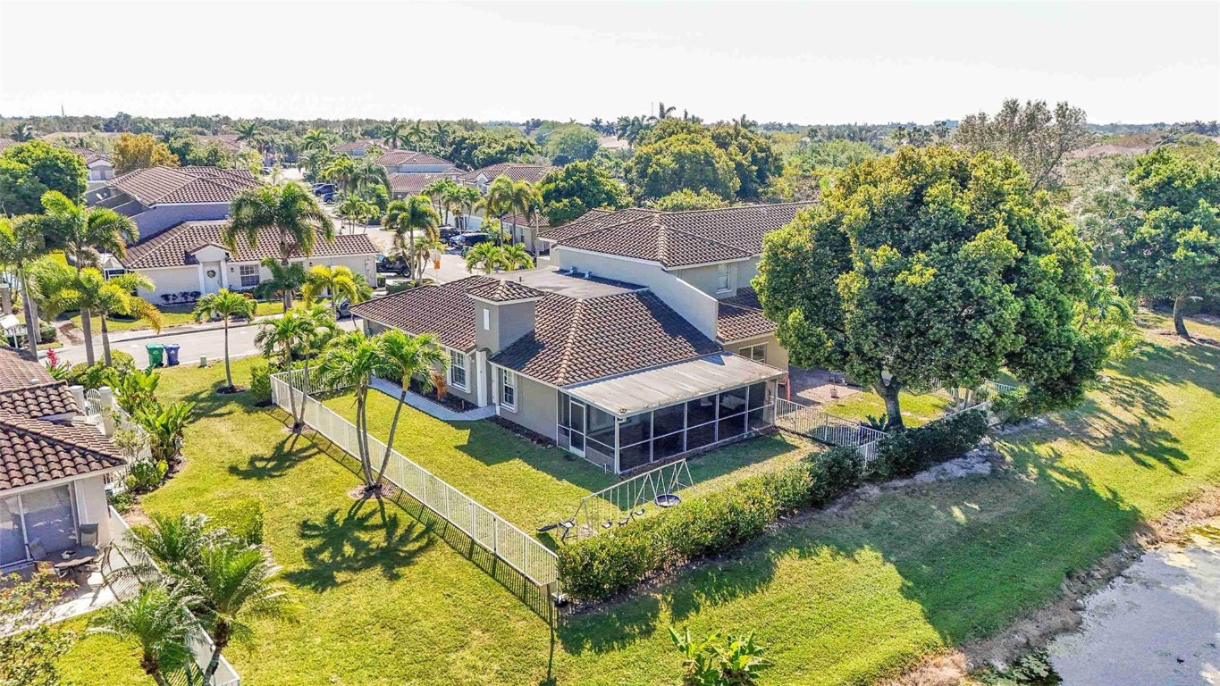 5640 NW 120th Ter 5640