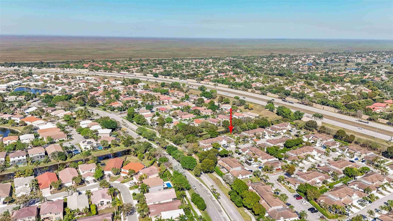 5640 NW 120th Ter 5640