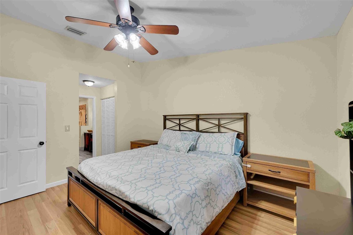 5640 NW 120th Ter 5640