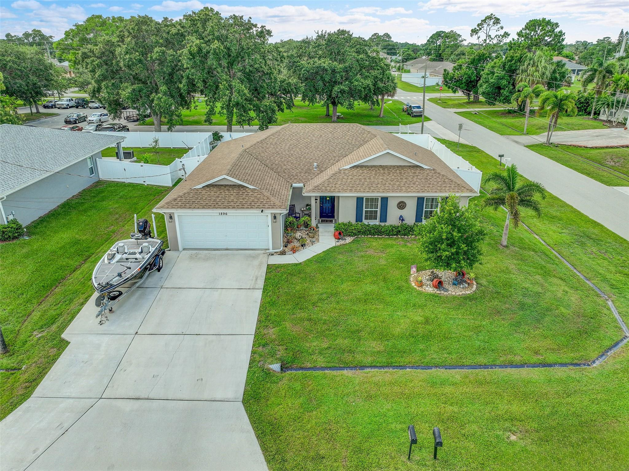 1896 SW Kimberly Ave