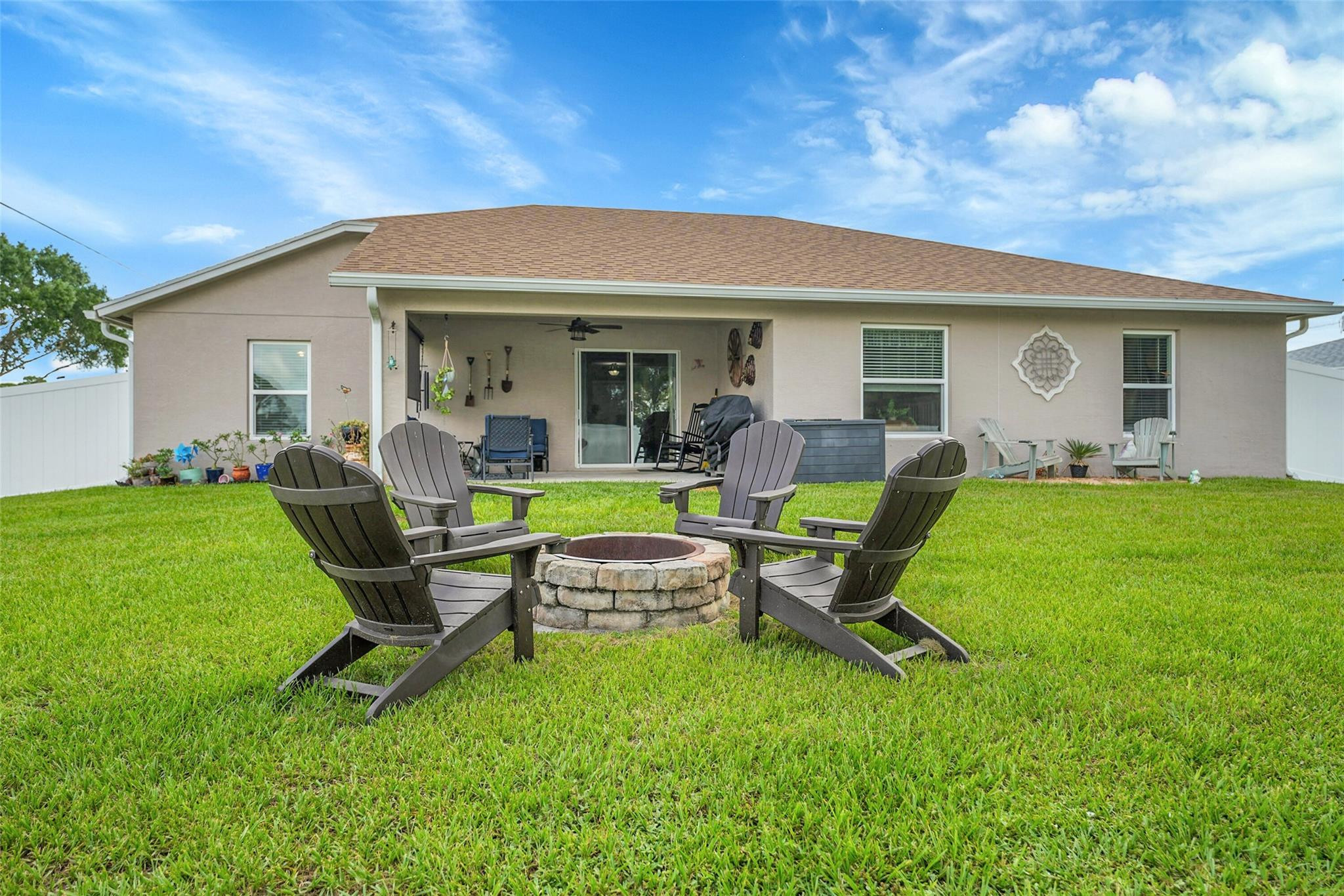 1896 SW Kimberly Ave