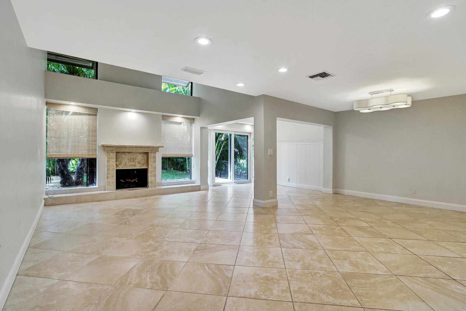 6012 Glendale Dr