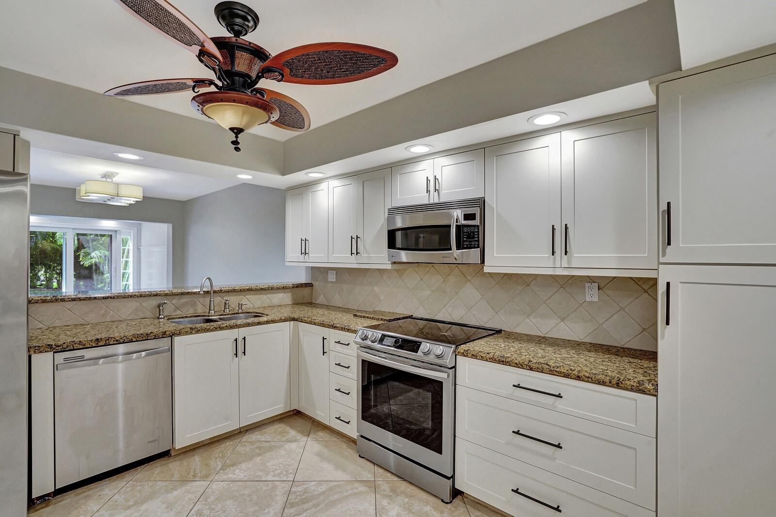6012 Glendale Dr