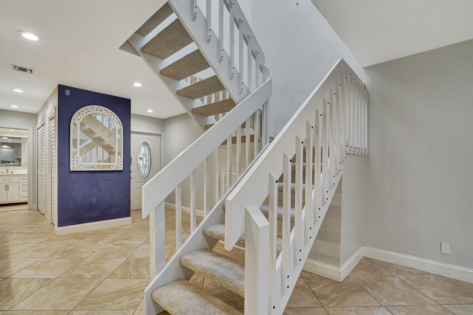 6012 Glendale Dr