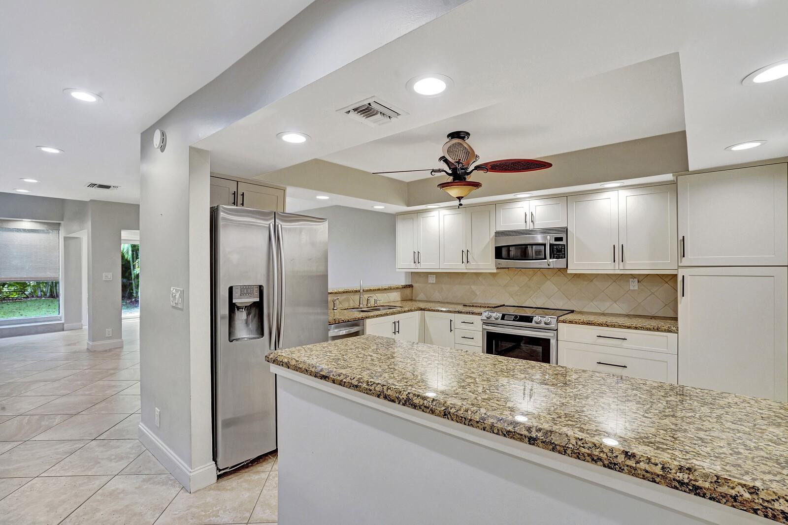6012 Glendale Dr