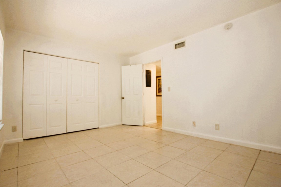 8795 NW 35th St 8795