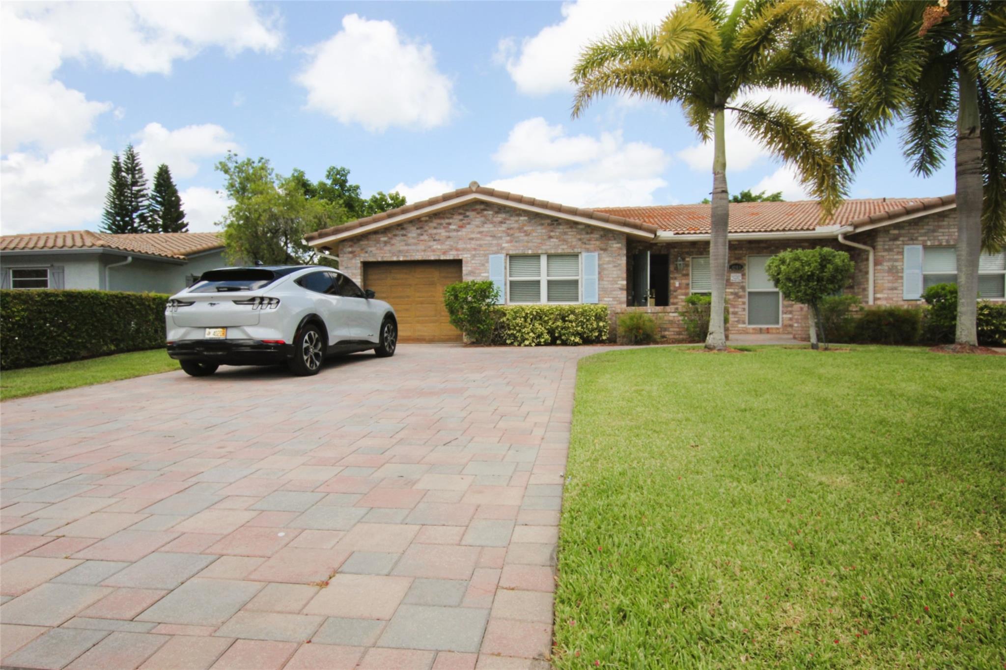 4261 NW 110TH AVE North