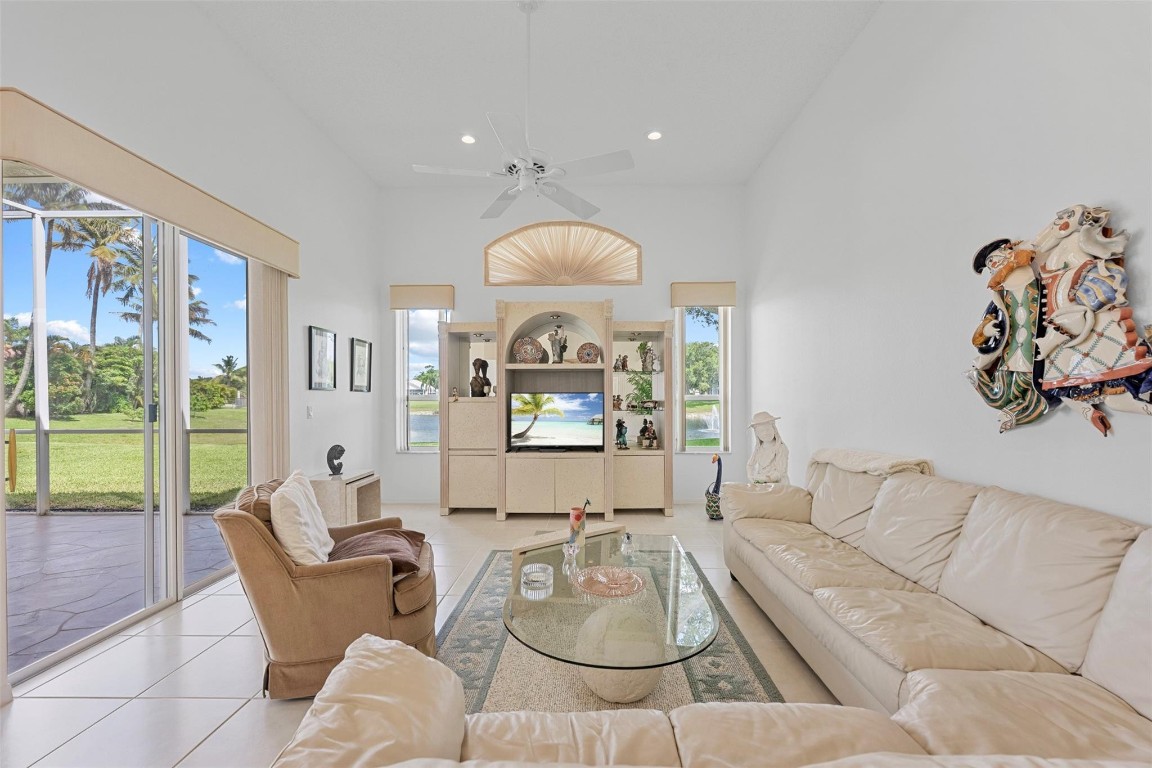 10307 Lexington Estates Blvd