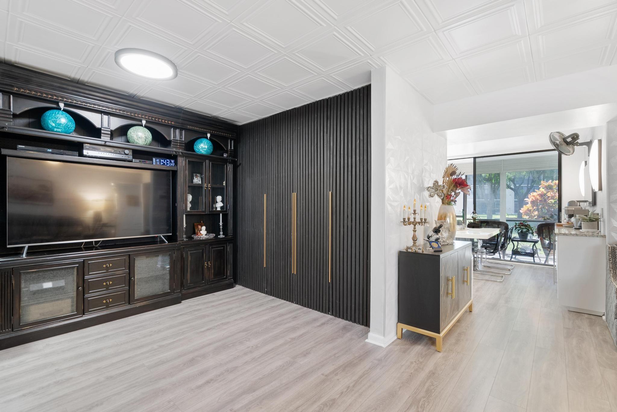 5220 E Las Verdes 118