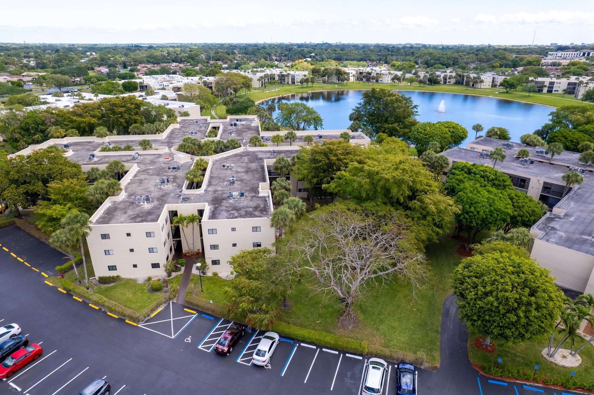 5220 E Las Verdes 118