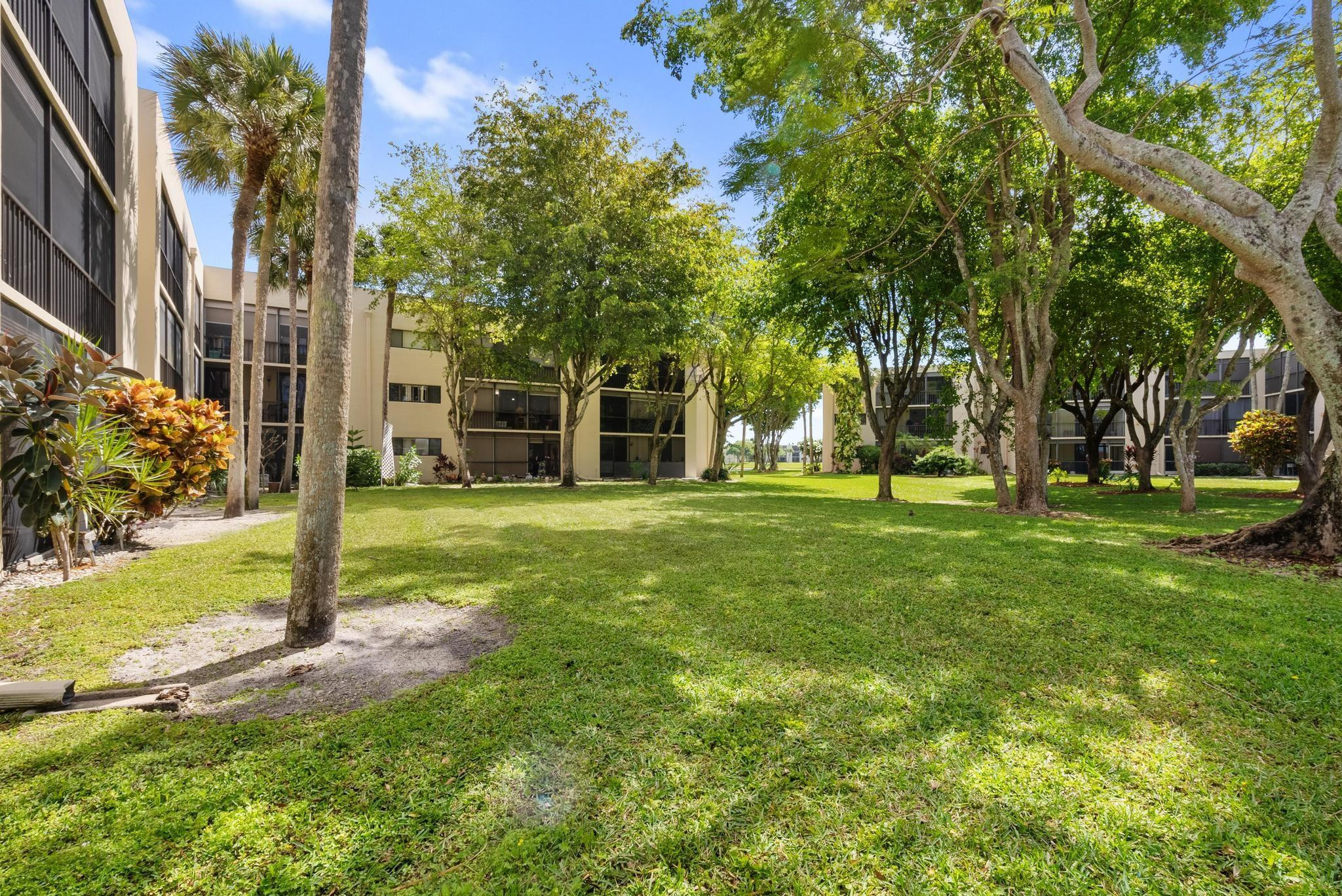 5220 E Las Verdes 118