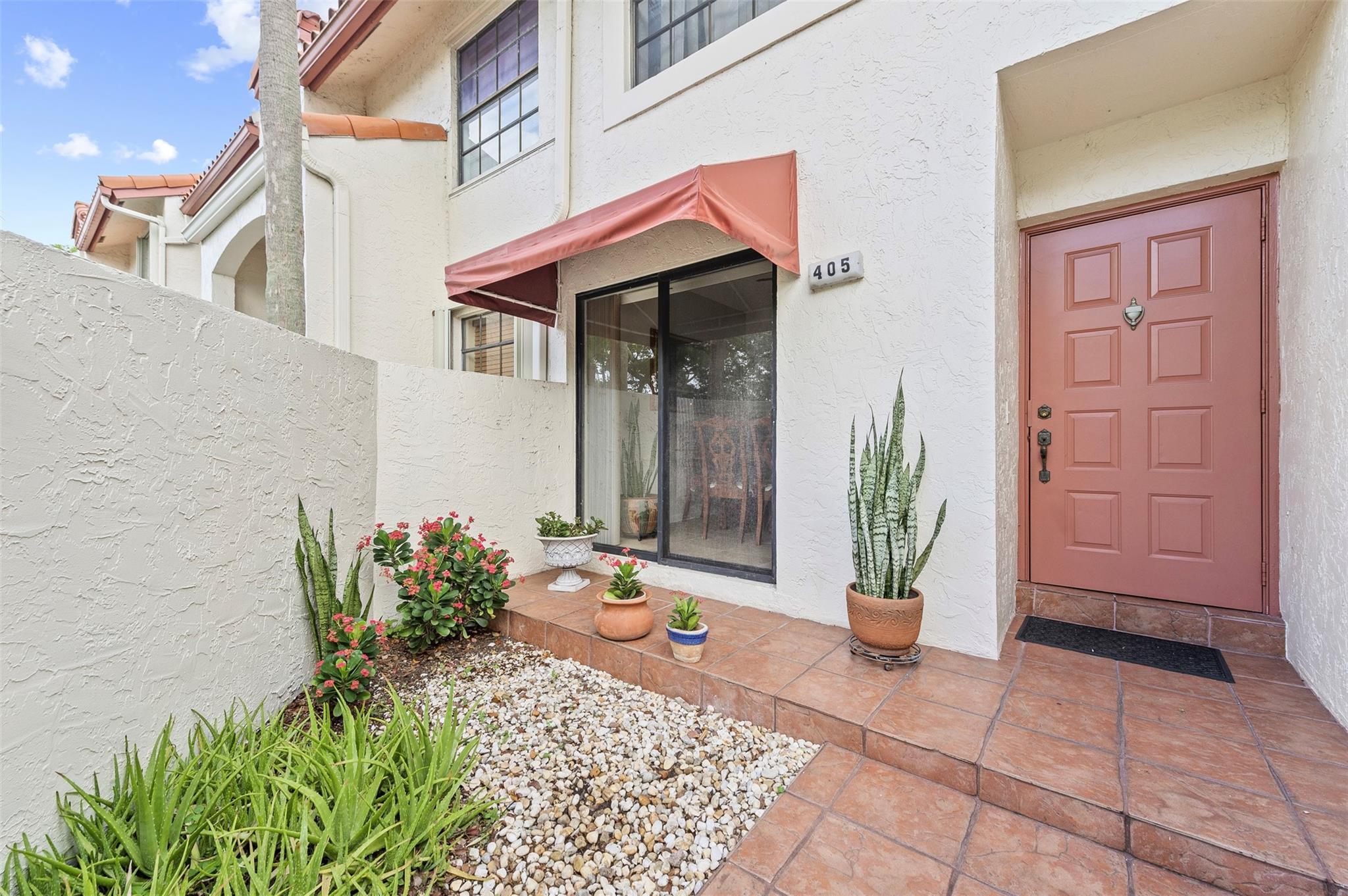 405 Liberty Ct 405