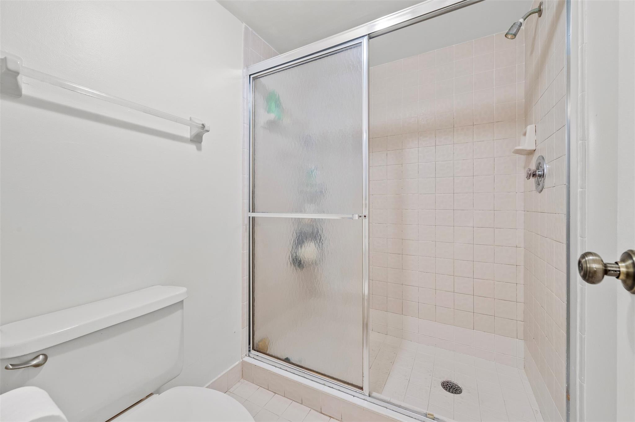 405 Liberty Ct 405