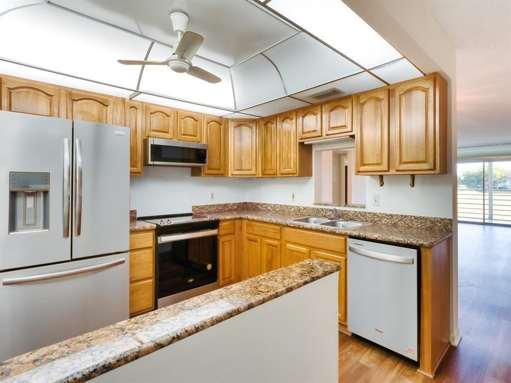 4701 Martinique Dr B2