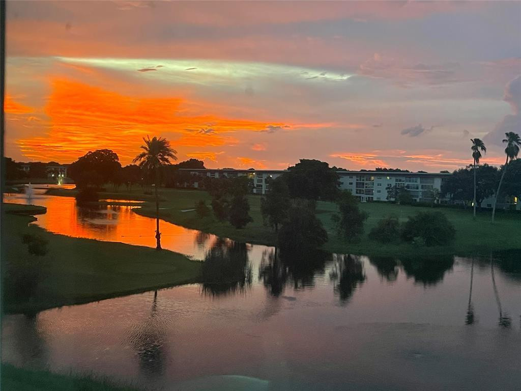 4701 Martinique Dr B2