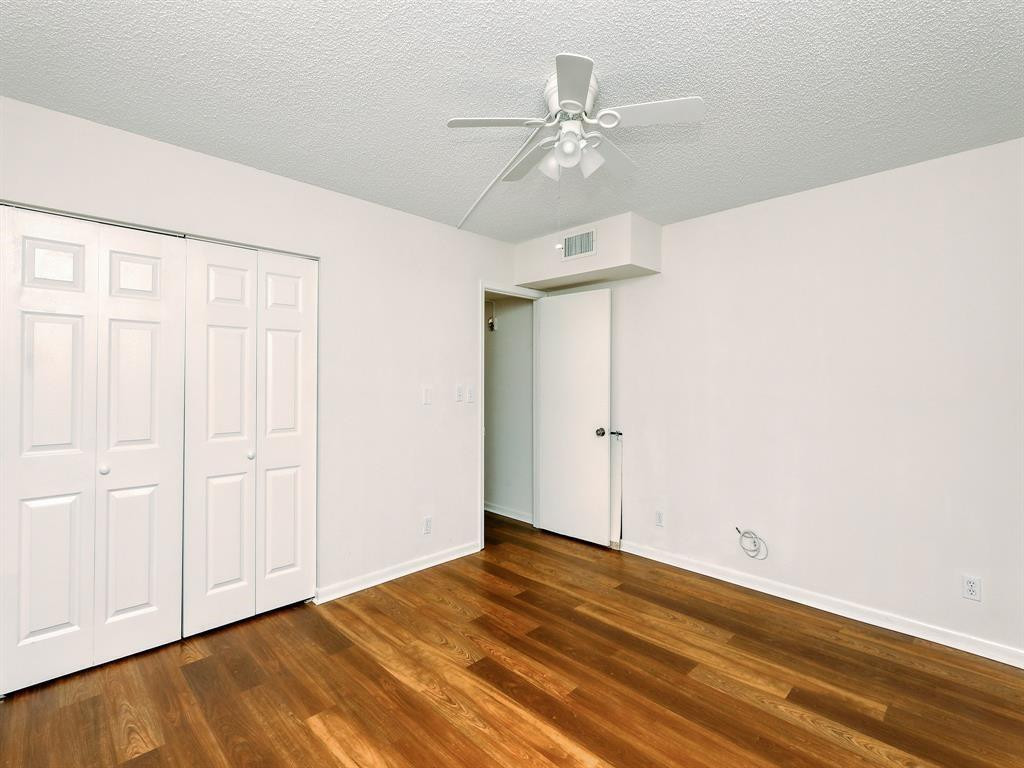 4701 Martinique Dr B2