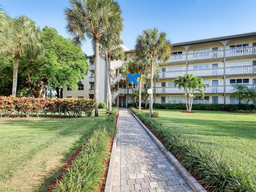 4701 Martinique Dr B2