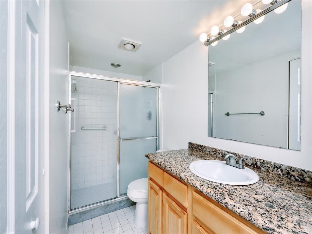 4701 Martinique Dr B2