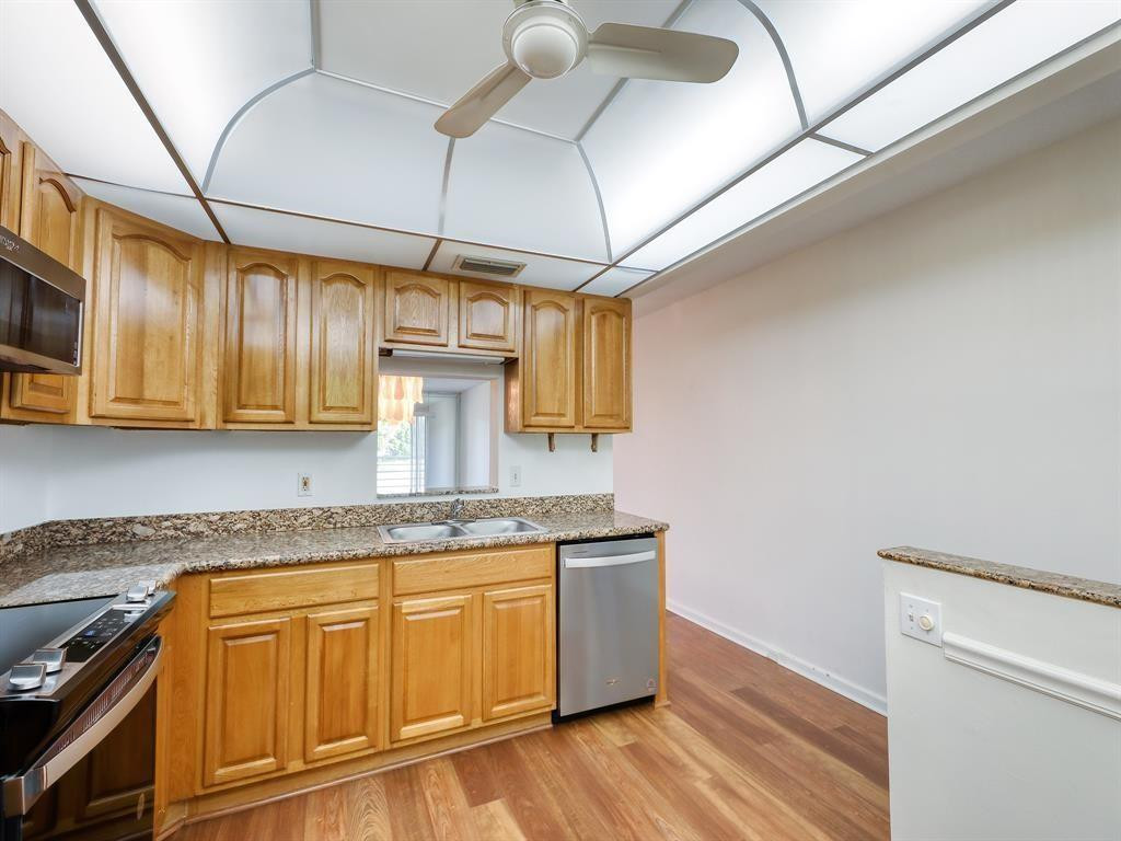 4701 Martinique Dr B2