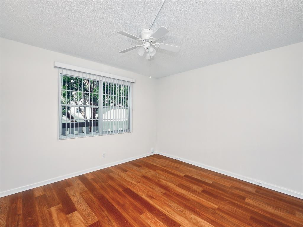 4701 Martinique Dr B2