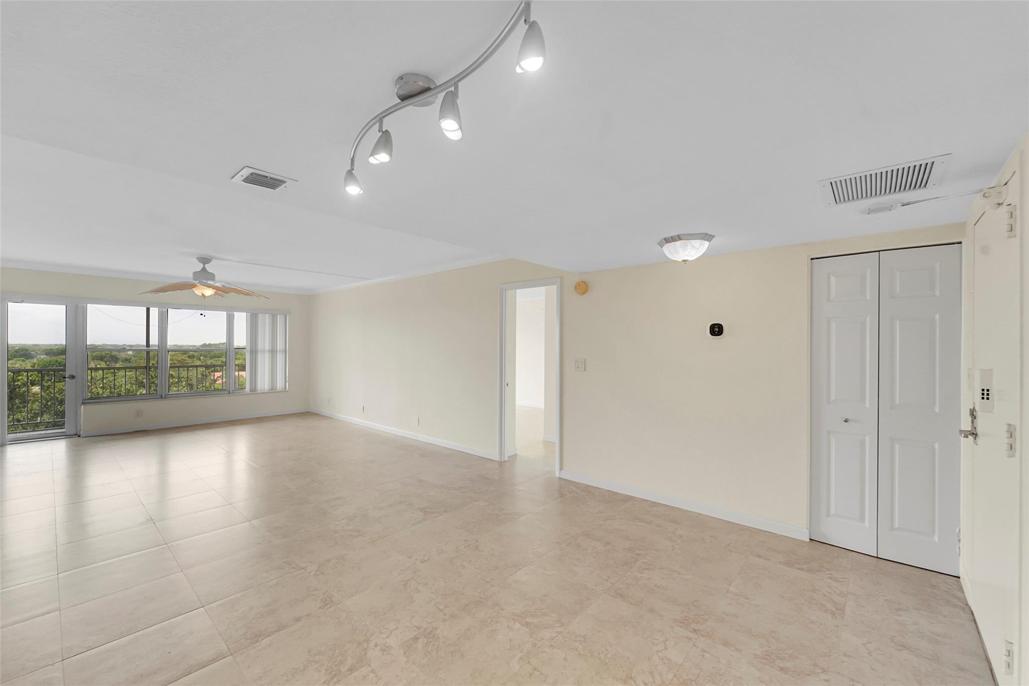 10777 W Sample Rd 805