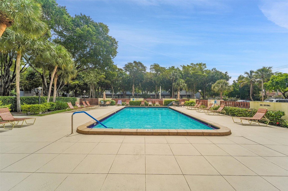 10777 W Sample Rd 805