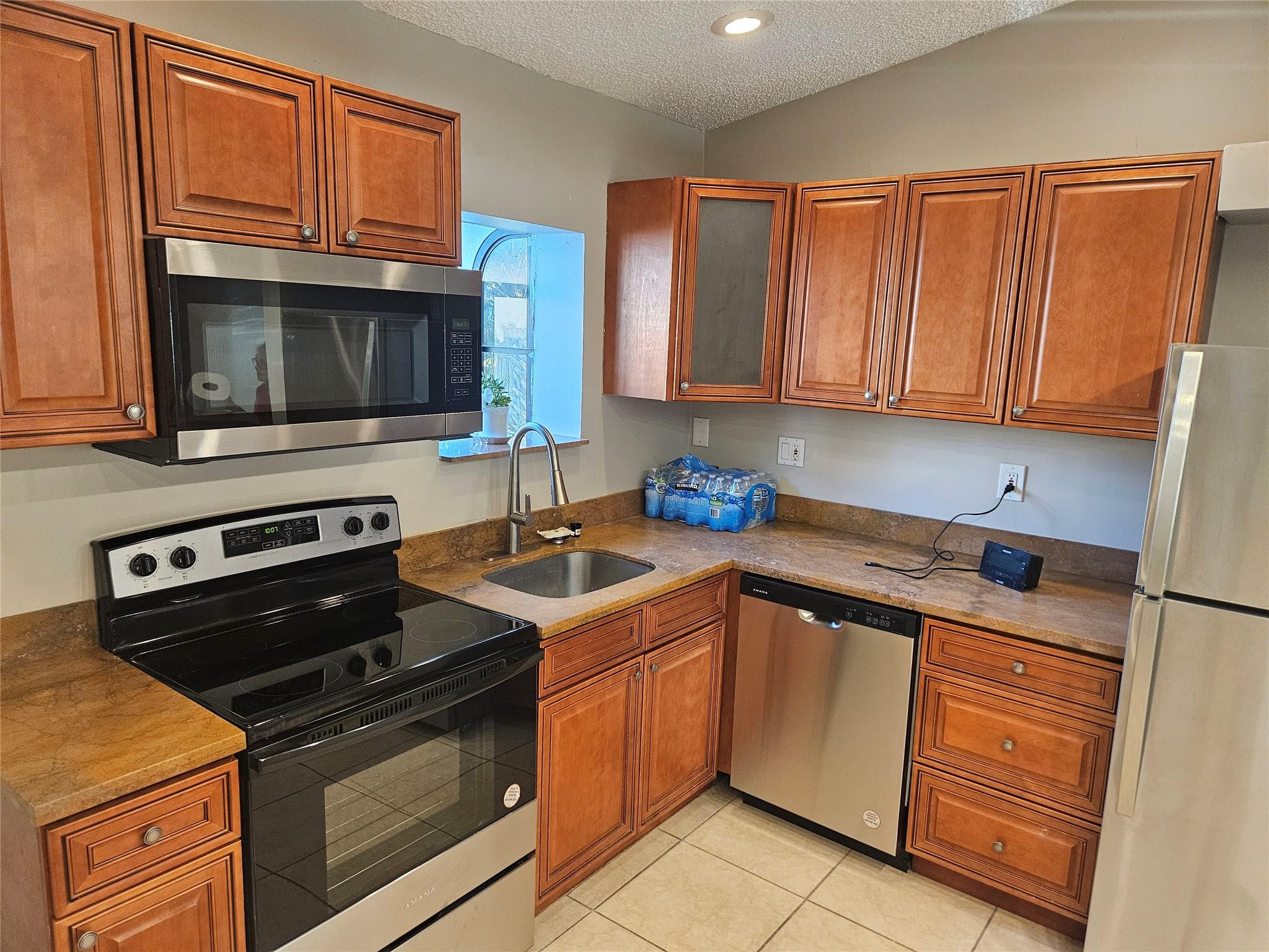 2586 NW 58th Ave